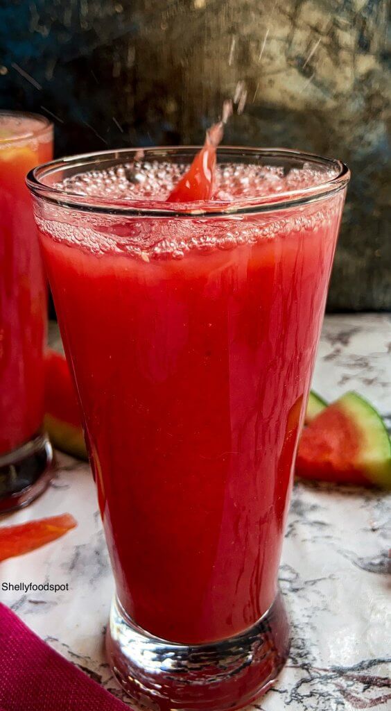 How to make watermelon juice with blender and seeds